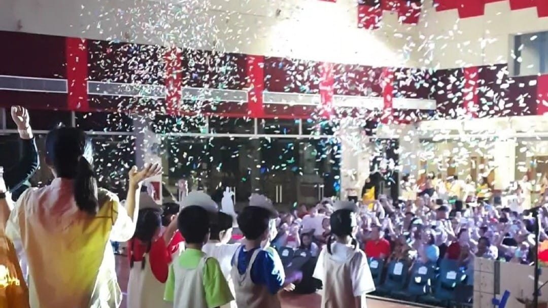Children Concert Confetti